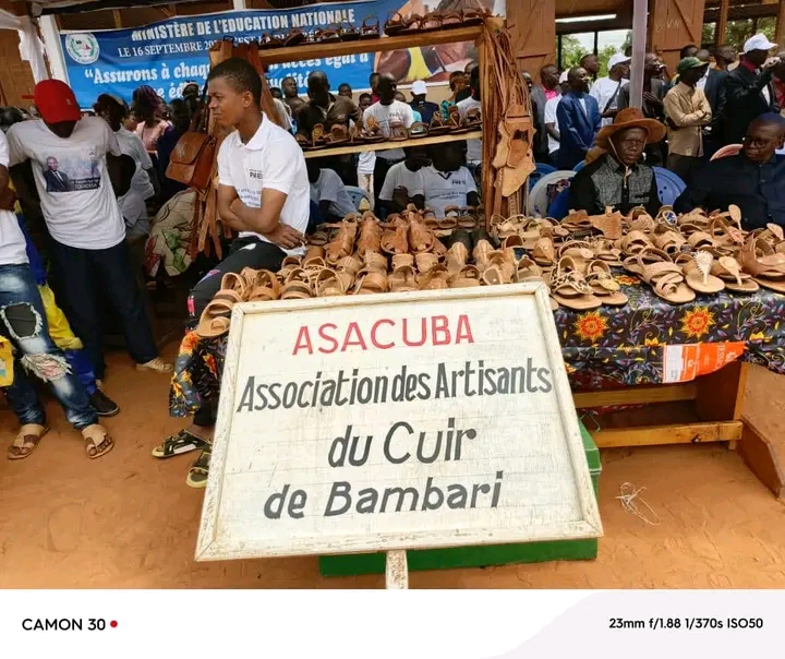 Centrafrique: Le Ministre NGATE rencontre les Artisans de la préfecture de la Ouaka